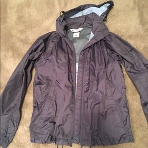 Columbia wind breaker